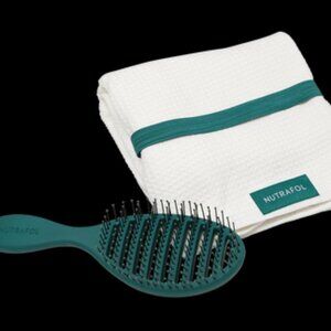 NWT Nutrafol Waffle Towel Wrap and Hairbrush Set